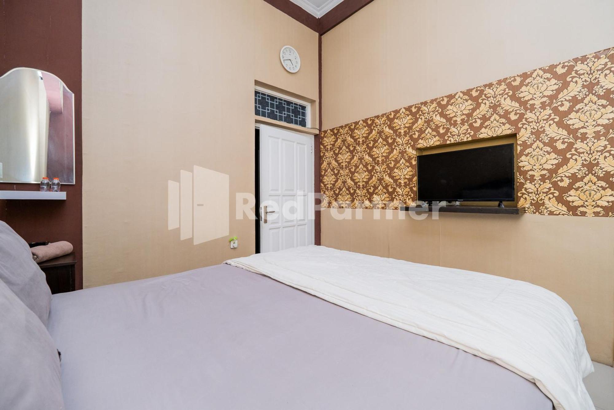 מלון Omah Kalimosodo Mitra Reddoorz Near Stasiun Malang Kota Baru מראה חיצוני תמונה