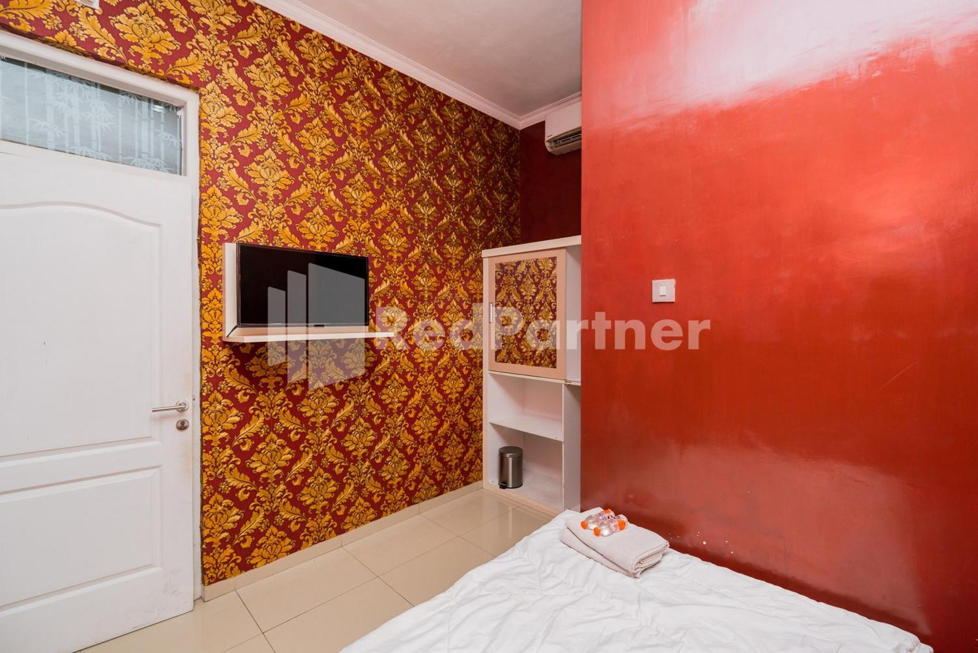 מלון Omah Kalimosodo Mitra Reddoorz Near Stasiun Malang Kota Baru מראה חיצוני תמונה
