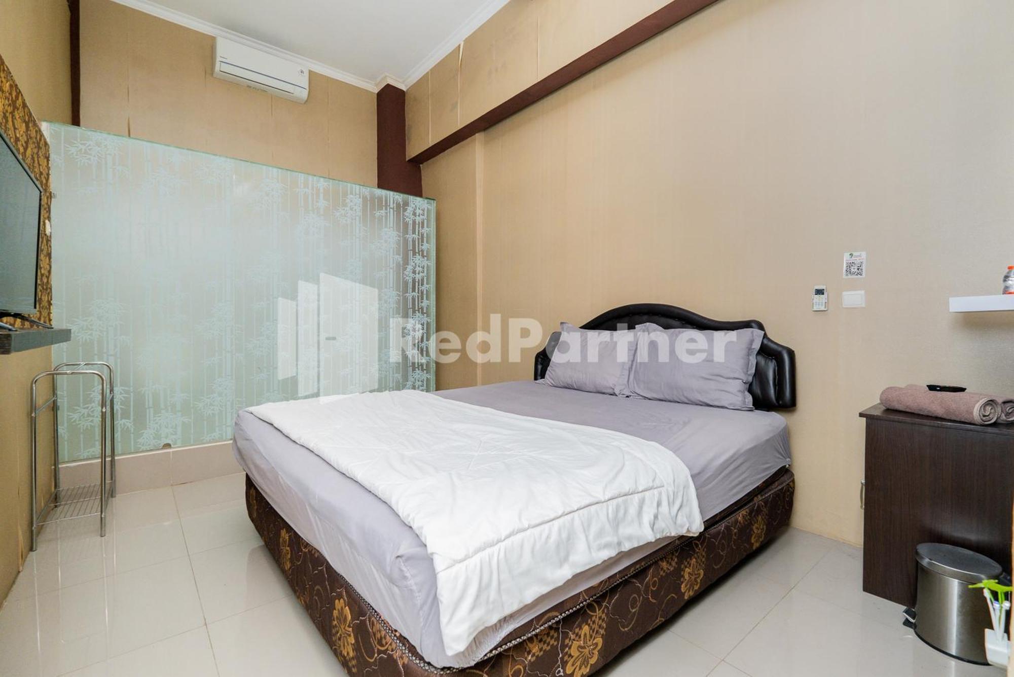 מלון Omah Kalimosodo Mitra Reddoorz Near Stasiun Malang Kota Baru מראה חיצוני תמונה